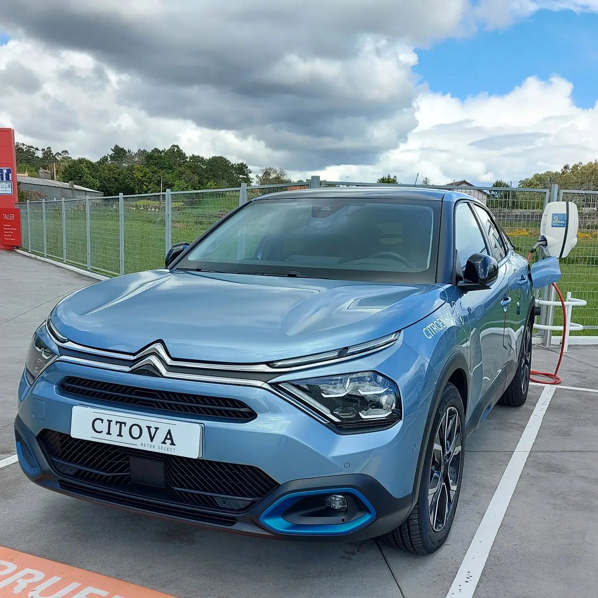 citova_riveira's tweet photo. C4 100% eléctrico,
100% conectados con el medio ambiente🌍 https://t.co/V244dbUxdQ