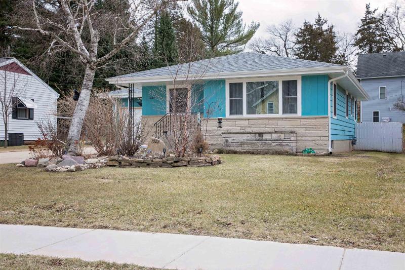 RealtorBerlinWI tweet picture