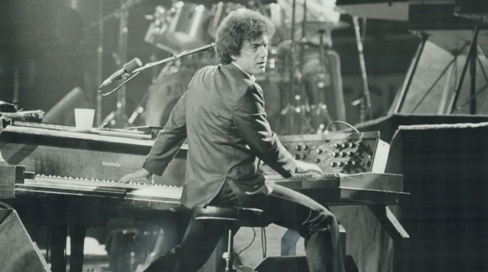 Happy birthday to Billy Joel, who turns 73 today. What are your favorite songs by the \"Piano Man\"? 