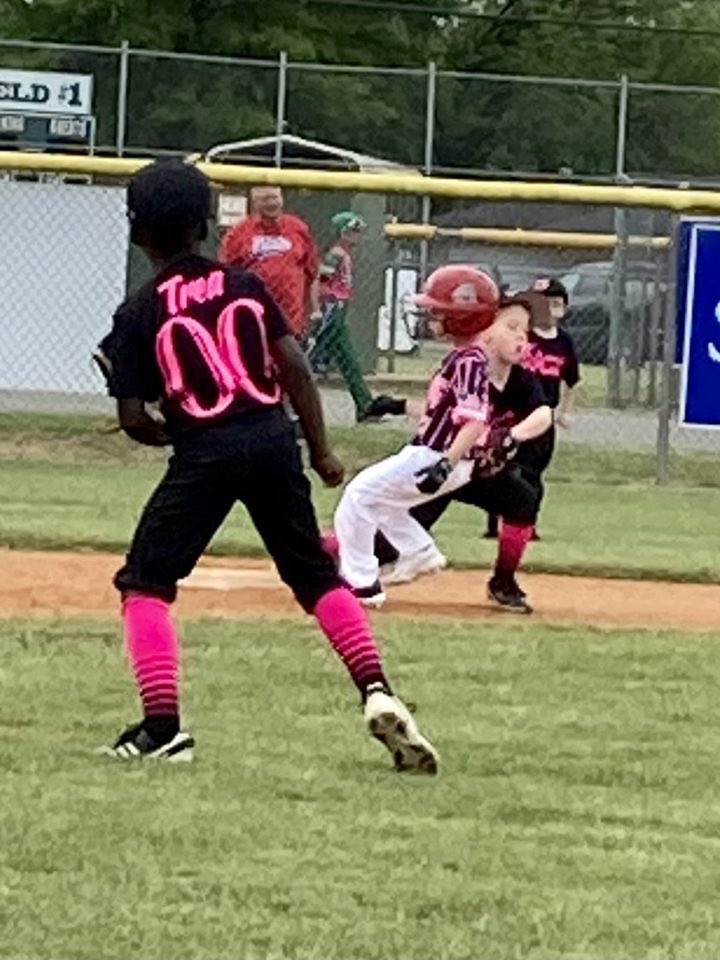 excLOUsive03's tweet photo. We had a great weekend of baseball!!! #MarlinStrong https://t.co/t4RipivXCb