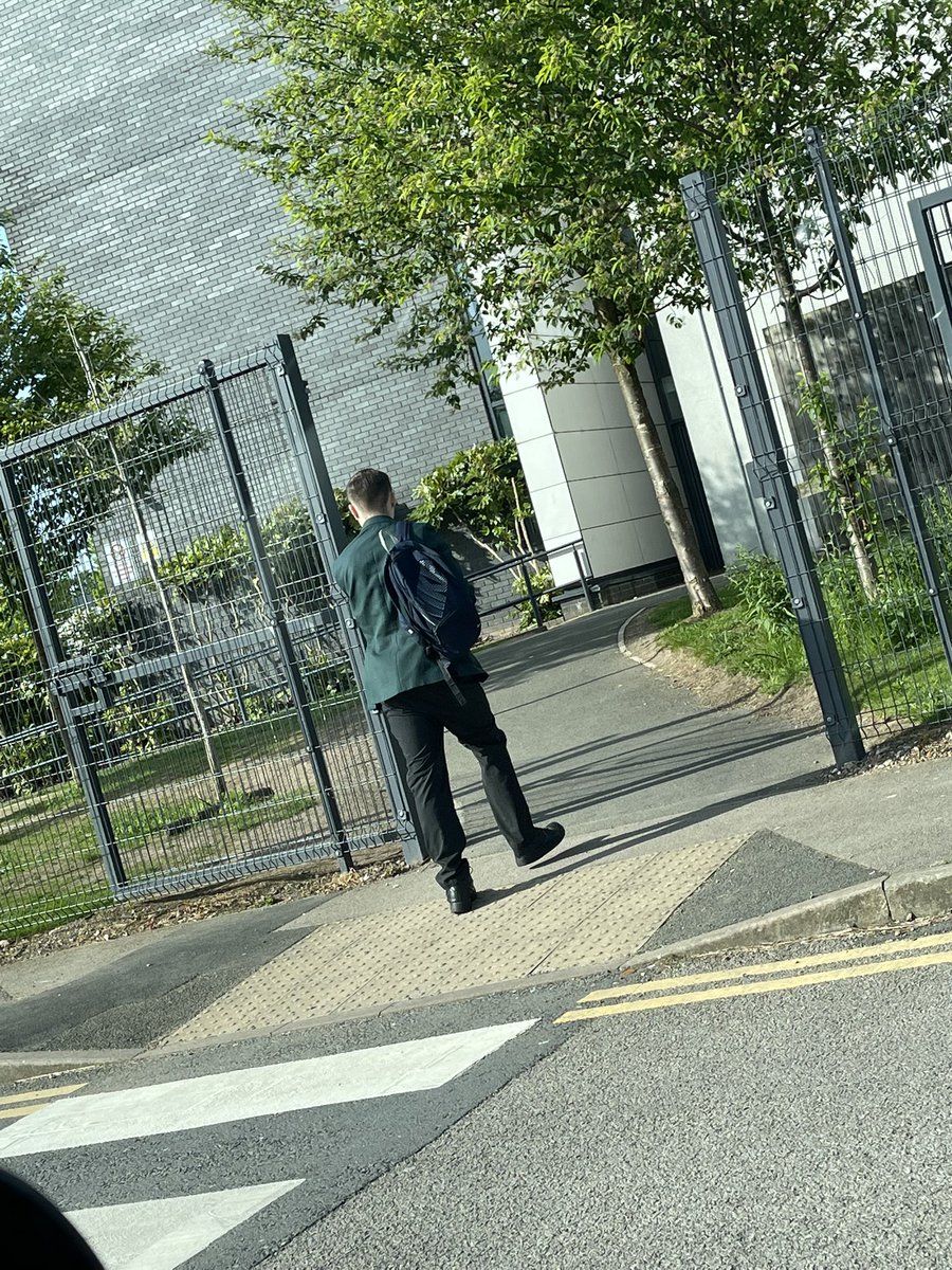 Nikki71282's tweet photo. I can’t believe it was Jakes last day at secondary school today ,On to his next adventure.❤️ https://t.co/sbjbHvjMT4
