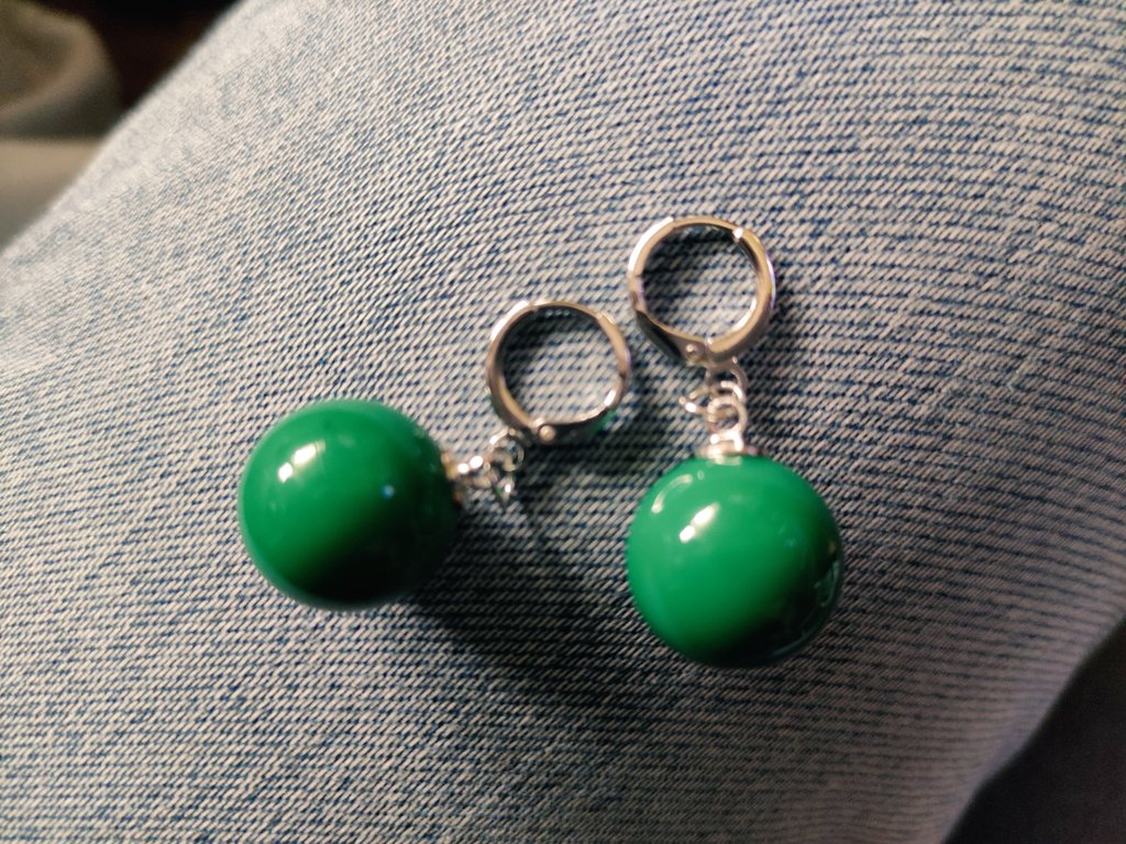 EstrellayMGamer's tweet photo. Mirad que joyitas nos han llegado a mi marido y a mi ❤️ #DragonBall #DragonBallZ #DragonBallSuper #Vegeto #BlackGoku #Potara #Pothala #Kakarot #KaioShin #Zamas #Zamasu https://t.co/XJHNVSUBfK