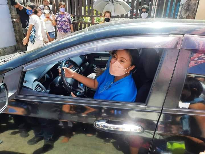alluringbaex's tweet photo. "get in losers, we're leaving Philippines" https://t.co/3HBvHR1jqk