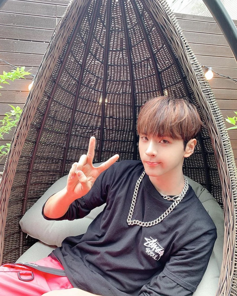 [⚡️] |09.05.22| Actualización de #YOOJUN en Instagram 

[#유준]⠀
☀⠀

<a href="/BAE173_official/">BAE173</a>
#BAE173 #비에이이173⠀