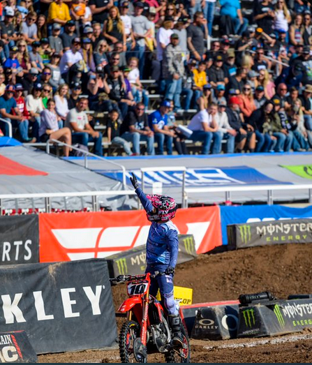 Congrats on a fantastic career @JustinBrayton
 🤝

#SupercrossLIVE