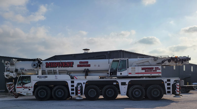 OgiProcess's tweet image. Cranes on site always foreshadow exciting things to come. More pictures as things develop here at #OGI. Also, check out that beautiful #OklahomaSky! #ExcitingDevelopment #Manufacturing #LineHeaters #Midstream