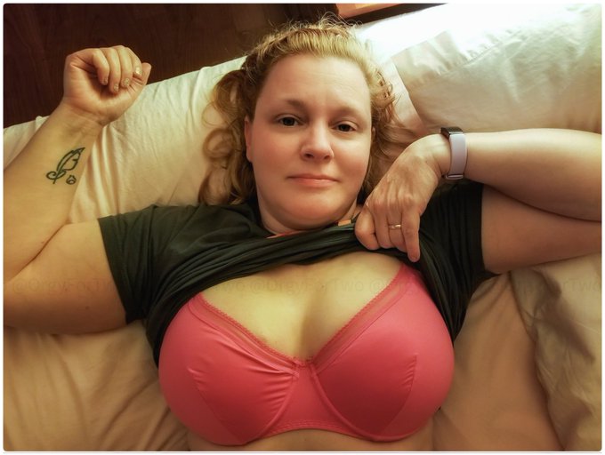 Short story:  It's after dinner, last night. He says 'you look cute,' notices how pretty my bra is..<a href="/tag/xxsavagex"class="tags"><span>#xxsavagex</span></a>