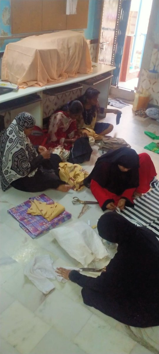 media_edifice's tweet photo. #EdificeFoundation has been helping women from #Cheetacamp community in #Mumbai with the goal of enabling #financialindependence.
Farjana Asif Muhammad says, “The classes here help me learn stitching and tailoring in an efficient manner. I look forward to learning more." https://t.co/MwgC03LxrF