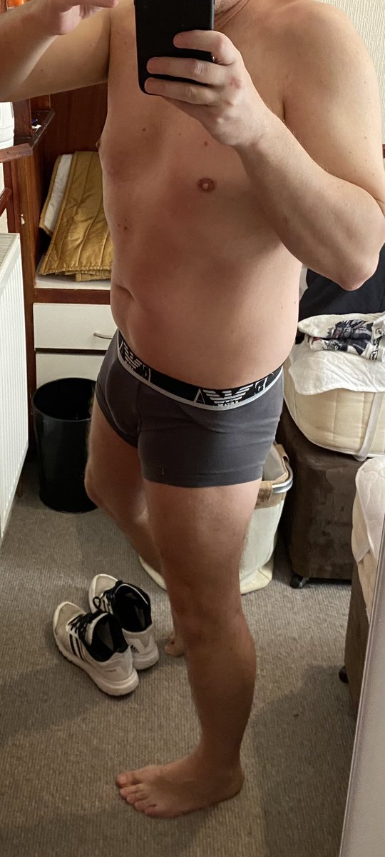 trackiepantsguy's tweet photo. https://t.co/VaHXFcSyEB