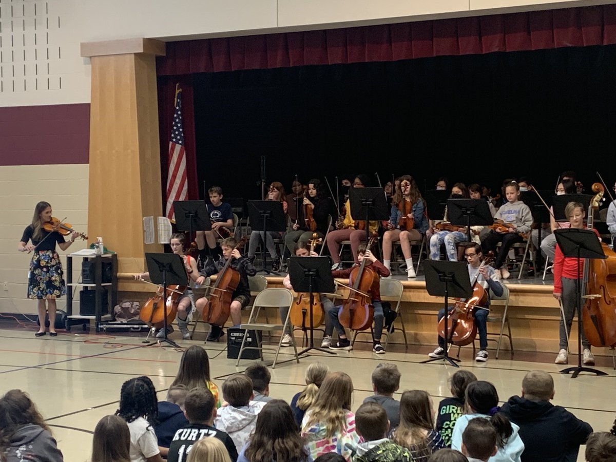 So happy to have our Sixth Grade Orchestra perform ⁦<a href="/HayshirePOWER/">Barb Snare</a>⁩ ⁦<a href="/CYSDMusic/">CYSD Music</a>⁩