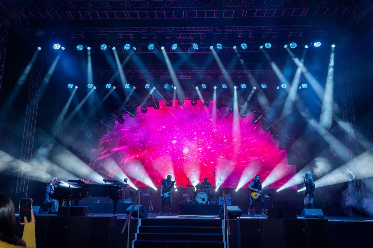 Protec_Events's tweet photo. Not just any #galadinner!
Protec provided 273 lighting fixtures, a 12 leg ground support and comprehensive rigging, audio, and backline solutions for this, engaging multimedia show.
Please contact events@productiontec.com to tell us about your next event!
#GulfArena #AVtweeps https://t.co/jFENkLB3J2
