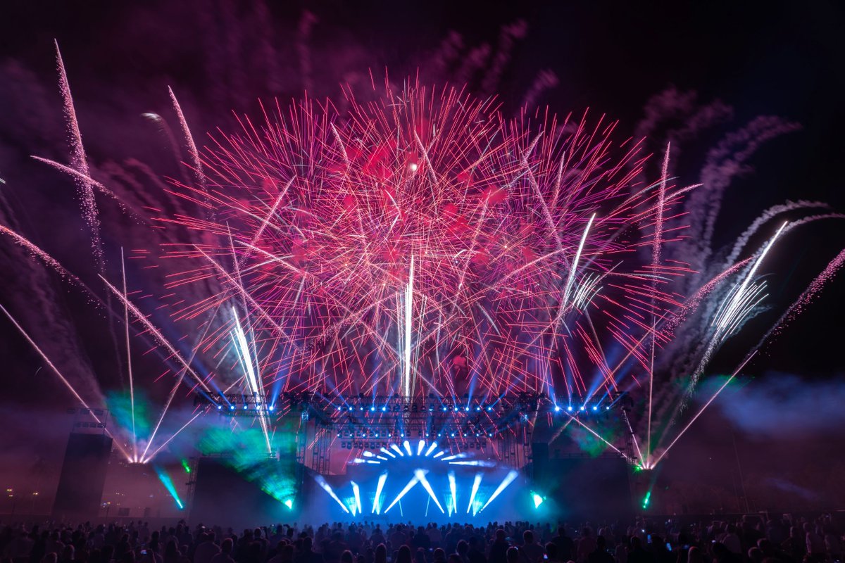 Protec_Events's tweet photo. Not just any #galadinner!
Protec provided 273 lighting fixtures, a 12 leg ground support and comprehensive rigging, audio, and backline solutions for this, engaging multimedia show.
Please contact events@productiontec.com to tell us about your next event!
#GulfArena #AVtweeps https://t.co/jFENkLB3J2