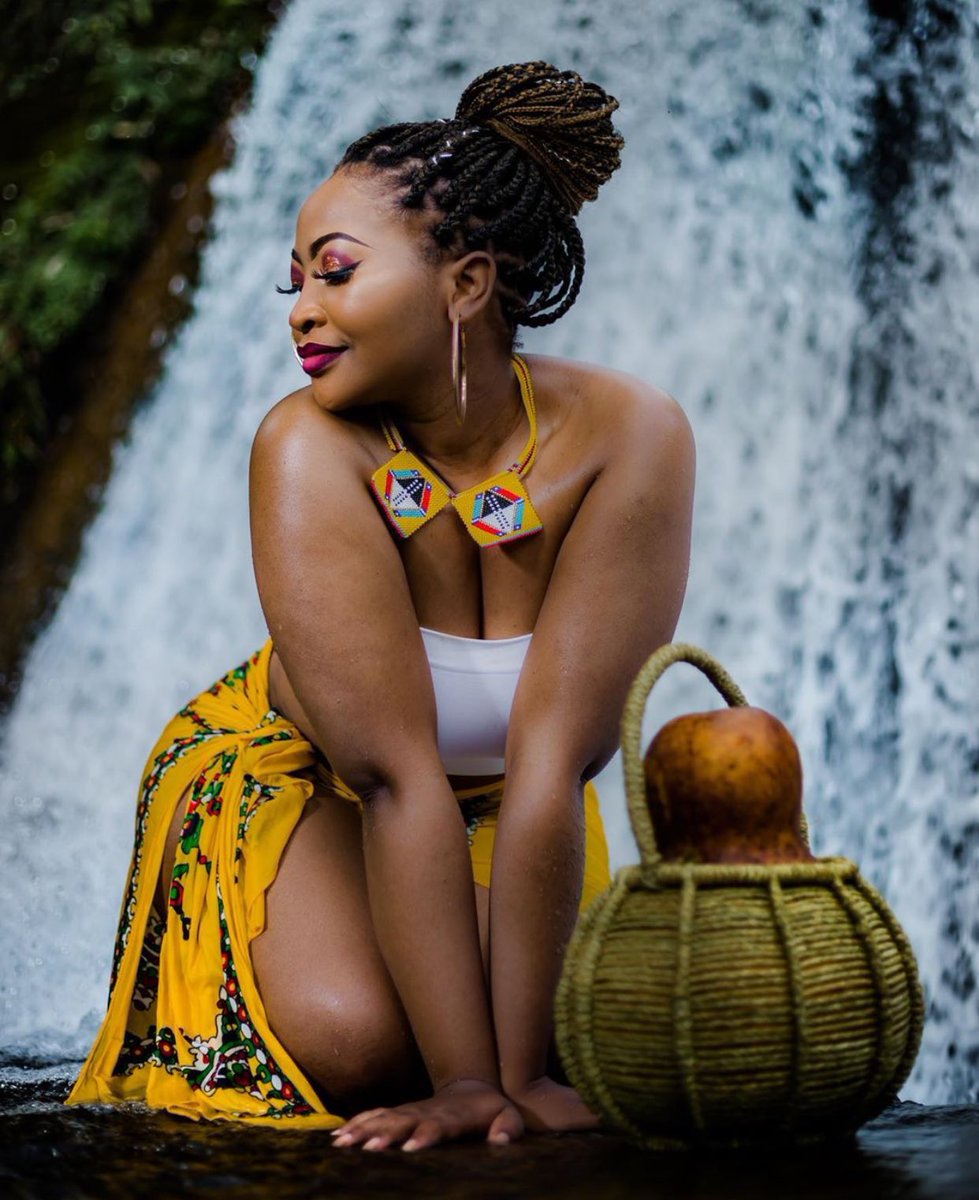 IamMzilikazi's tweet photo. KIBURI: As for me and my family, everyday is Afrika Day #CelebrateAfrika 8 https://t.co/f35nJZ1LLo