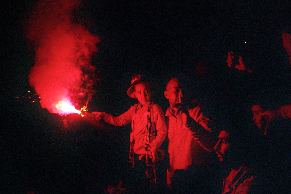 When I was a little girl ,going to the soccer game with dad's friends was also my Sunday ritual.  As long as I can remember i've always loved #football, a passion that  I'm trying to link to my deep love for #photography⚽️♥️📸

#football
#VeFam 
#NFTCommunity