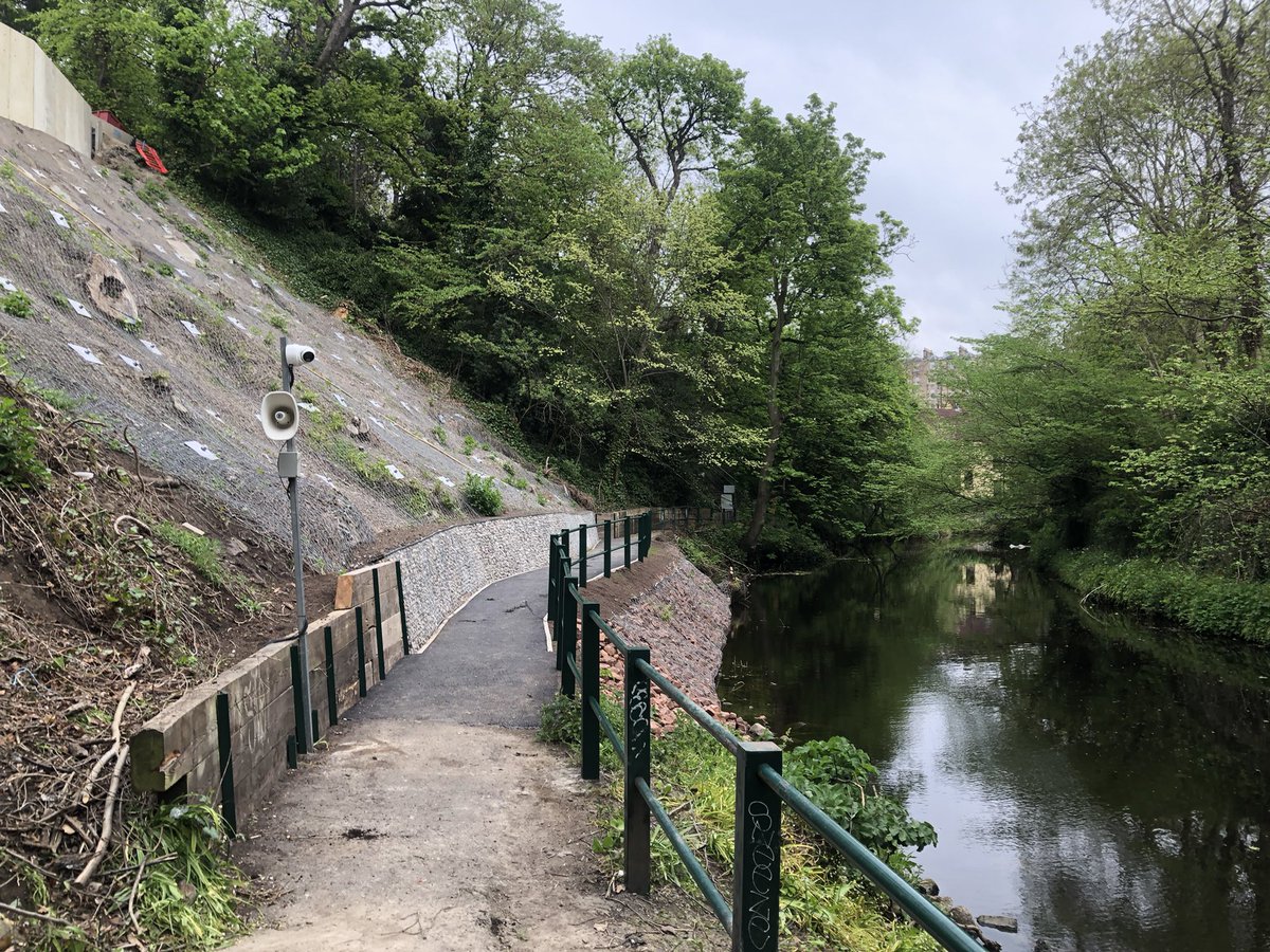johnkpepper's tweet photo. Footpath open between Belford Bridge and Dean. Nice job - will mellow a lot over the summer. Path was still blocked heading downstream, but you can now get through #waterofleith #Edinburgh @WOLCT @EdinReporter https://t.co/x9VrUyMVru