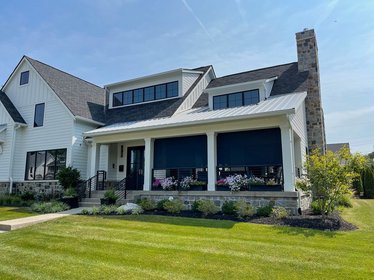 havenmediallc's tweet image. Retractable patio screens! They block harsh sunlight but not your views, providing privacy when you want it and virtually disappear when they are rolled up. 

Learn more @DraperyStreet ➡bit.ly/3vT6FST