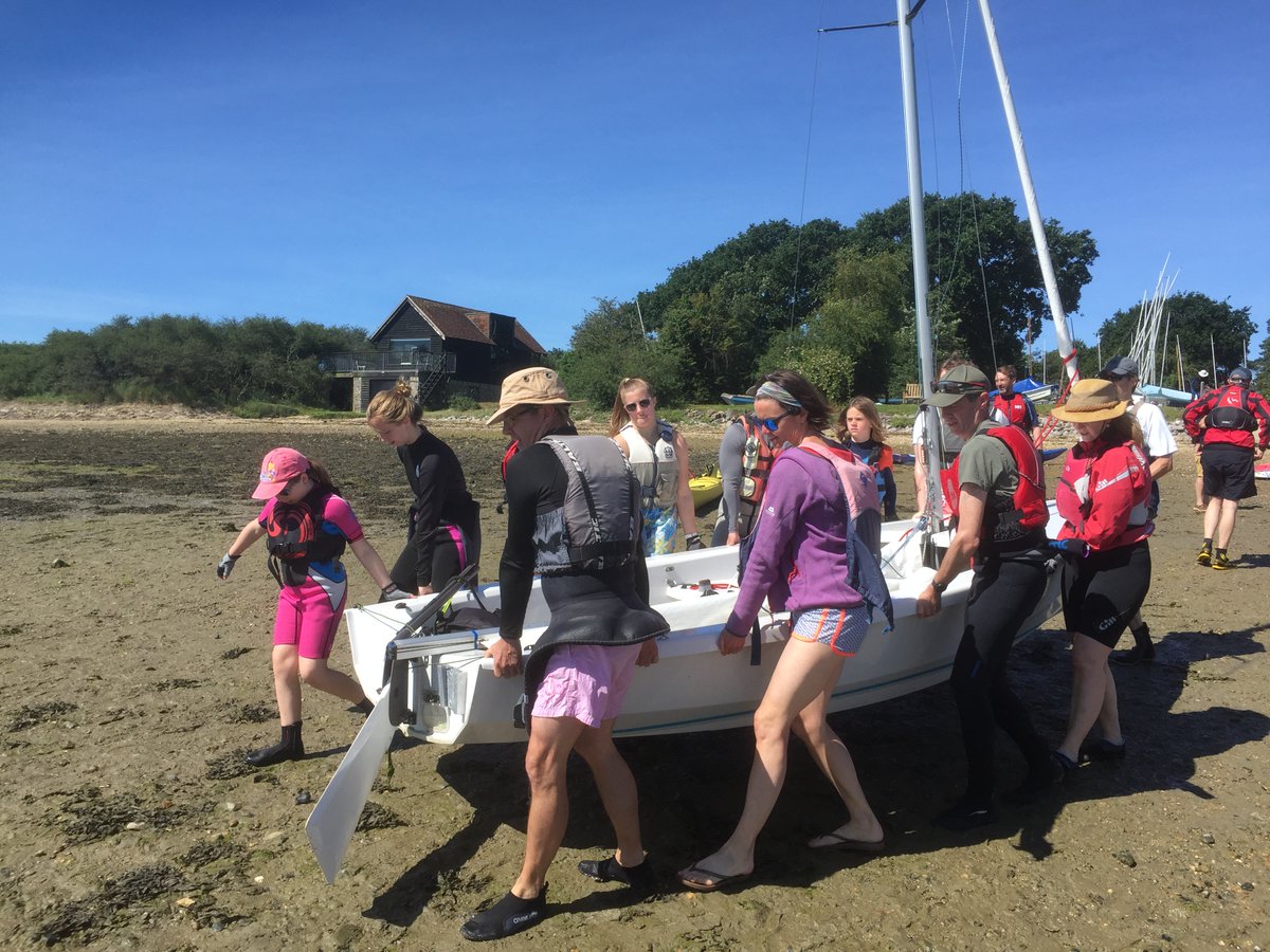 COBNOR CAMP 2022 - W/end of 20-21-22 May
All details available on the website bit.ly/3kRyLYb
Please sign up at the earliest opportunity using the Spond link below: group.spond.com/XDFOG
