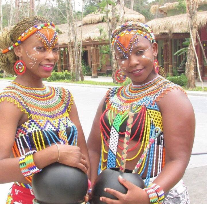IamMzilikazi's tweet photo. KIBURI: As for me and my family, everyday is Afrika Day #CelebrateAfrika 9 https://t.co/1dLdZ4Eevz