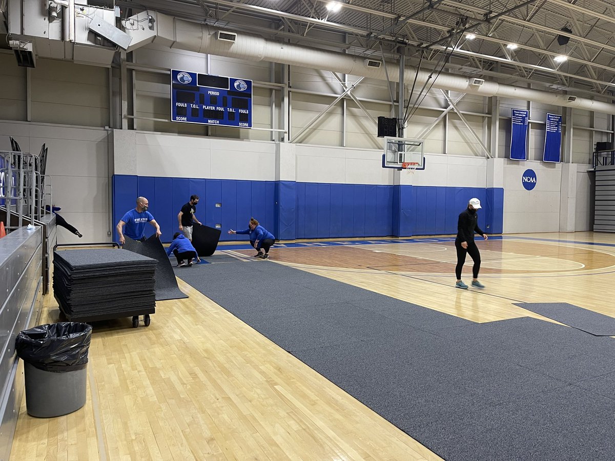 Coach_Bink's tweet image. Teamwork makes the dream work! Full staff effort to get the gym prepped for our @wheatonlyons Athletic Awards Ceremony tonight. Can’t wait to celebrate 🎊🦁💙
