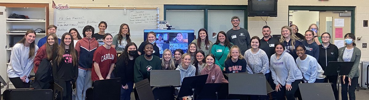RidleyDistrict's tweet photo. Our alumni peer mentors channeled their best @BreneBrown and @GlennonDoyle by sharing experiences with current mentors. https://t.co/l3SI7uAhfs