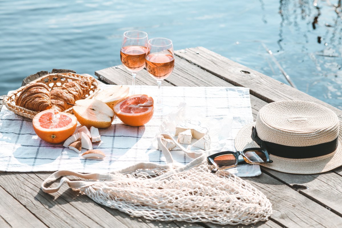 Lisa_Dewberry's tweet photo. "I was made for sunny days and great picnics." – Unknown
#Made #Sunny #Days #Great #Picnics #PositiveActivists #NonProfits #Entrepreneurs #MovementForGood #KindSouls #LisaDewberry https://t.co/kHbTtbOr0s