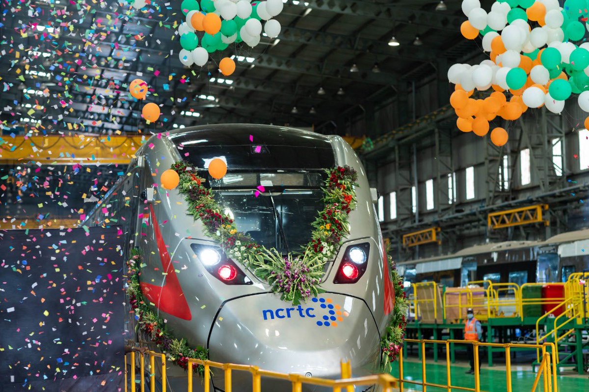 DarshanaJardosh's tweet photo. With ❤️ from Gujarat to Delhi-NCR! 

Regional Rail Transport System, manufactured in Savli, Gujarat is first-of-its-kind system, that will connect NCR to Delhi.

With multi-modal integration to connect Rail with Metro Stations, Bus Depots, the future of travel has arrived! https://t.co/B32a7arlti