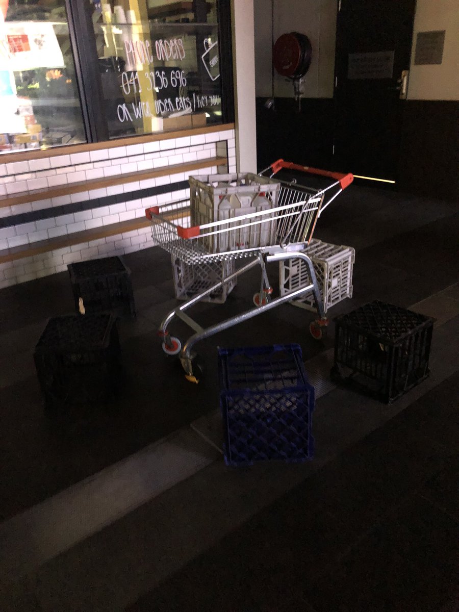 JoshyDong's tweet photo. Milk crate Mondays!! https://t.co/Bl8qK2qc6B