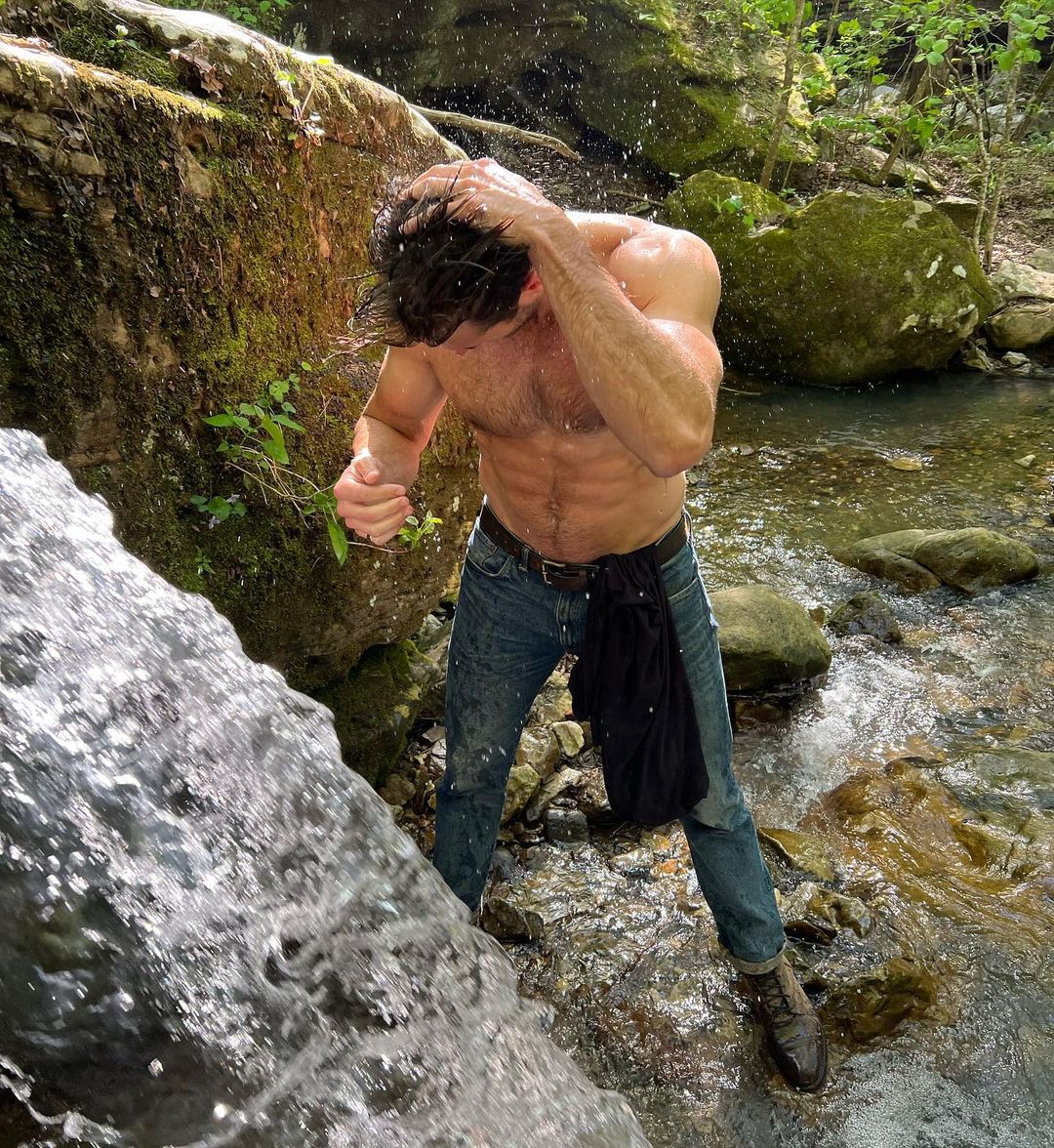 ApolloShining's tweet photo. Be at one with Nature. https://t.co/Hnso1Kw2UA