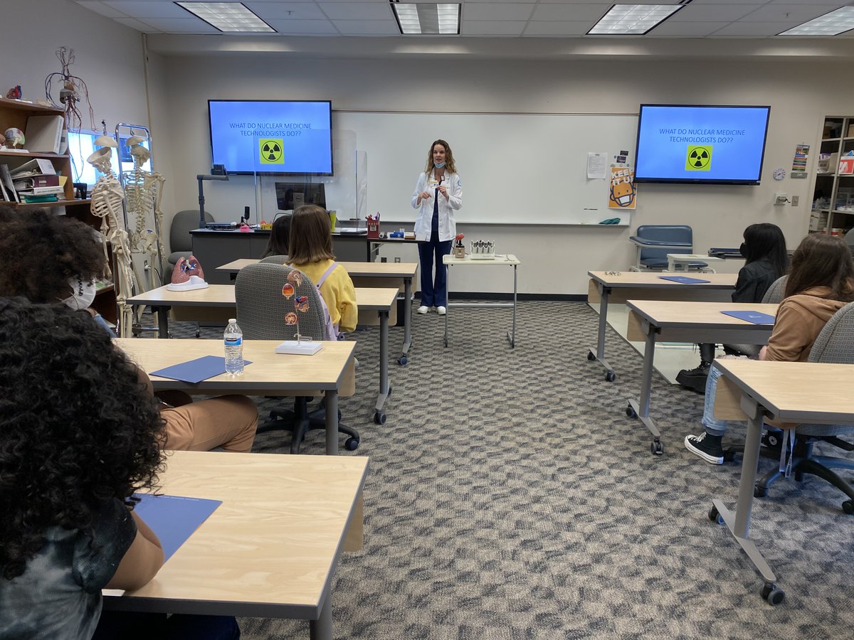 Continuing to recognize <a href="/wk_timberwolves/">WhiteKnollHighSchool</a>  career specialists <a href="/laurajumper/">laura jumper</a> Kelli Bryan, and @SC_jerseygirl .  Here are some highlights from their field study to <a href="/MidlandsTech/">Midlands Technical College</a>  Health Sciences.  Health Sciences is the #1 cluster of choice on the IGP of students in <a href="/LexingtonOne/">Lexington County School District One</a>