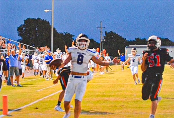 Blessed to say that I’m committed to Southeastern Oklahoma state university and I’d like to thank everybody who’s had a hand in getting me where I am today <a href="/TylerFenwick2/">Tyler Fenwick</a> <a href="/coachTKoons/">Tanner Koons</a> <a href="/CoachZoMitch/">Coach Lorenzo Mitchell</a>