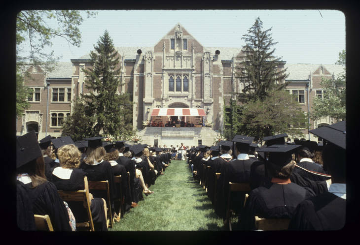 BallStateAlumni's tweet photo. Throwback commencement photos in honor of graduation this past weekend ❤️ #BallStateGrad https://t.co/UQqiXSo6k7