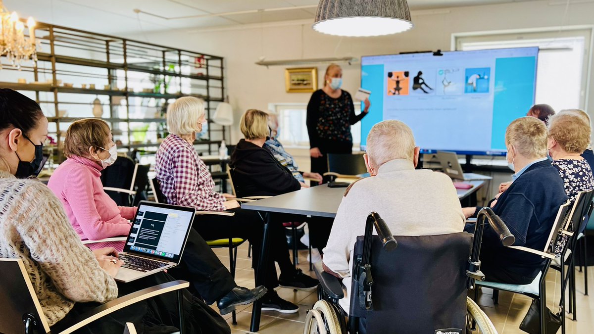 ViljakainenEero's tweet photo. Olipa mukava jatkaa #HomeOpera -suunnittelua @foibekartano’lla. Ensi viikolla rupeama huipentuu upeaan etäoopperailtaan #Foibekartano’lla. Paljon on saatu aikaan! Tutustu hankkeeseen ➡️ https://t.co/E8nHO6dqMl @HAAGAHELIAamk #HyvänElämänYhteisö #ooppera #elämys https://t.co/DzmTzi1Y2S