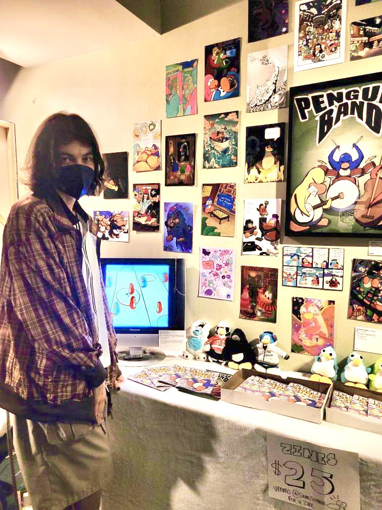 mellohumanbug's tweet image. i’m gonna be riding this penguin high for a good bit 🐧💨 @FlashBash_ was truly beautiful! thank you to the artists that made me feel so welcomed and for all the kind words you shared about my film. i wasn’t expecting such an overwhelmingly positive reception :’)