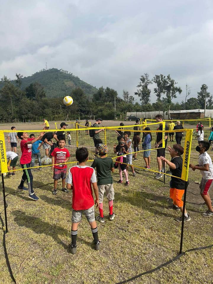 Last year we donated over $10,000 to families &amp; schools in Guatemala ❤️

I'm trying to raise $1500 this week from my network to help a few families who are in desperate need. Every dollar counts in the link below 👇