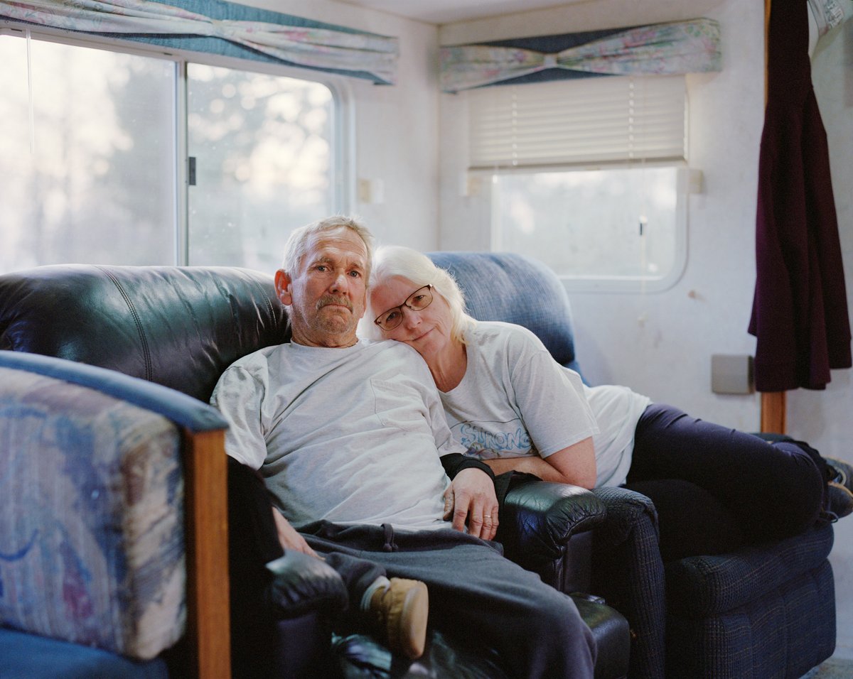 «On November 8, 2018, the mega-fire Camp Fire ravaged Paradise, California, killing 89 in 4 hours. 

I traveled to Paradise in 2020 and 2021 to meet those who have decided to rebuild their "paradise" in a place that now seems brutally inhospitable. »

Maxime Riche, Paradise