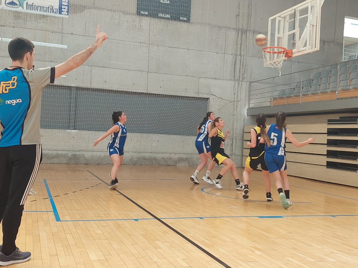 Eibar Saskibaloia tweet media