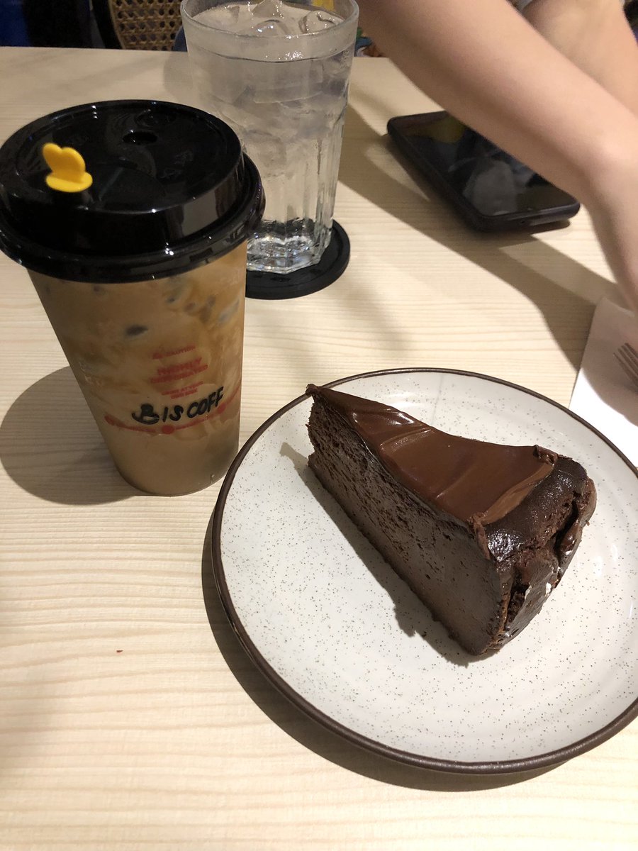 dayyybekk's tweet photo. Kenapa gue baru nak try biscoff coffee dia harini ???!!! Sedap doe aku cam stingg yahuu kejap tadi🥹😍

Sila try yee siapa2 suka biscoff tu anda mesti sukaa !

📍MN Coffee (kiosk dia dalam Andra by Gula Cakery, oh btw this is my fav go-to-patisserie🤭) https://t.co/JTfXTE8gju