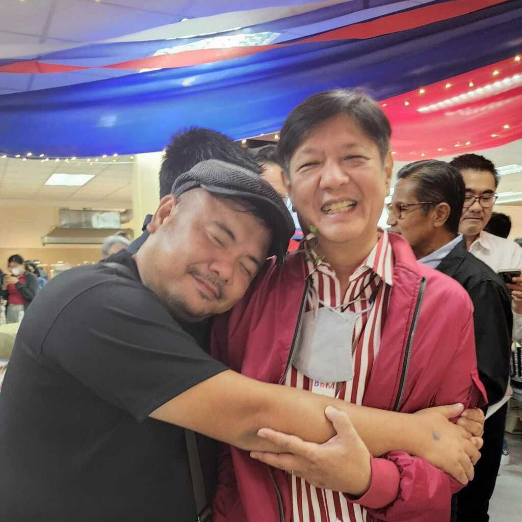 ThinkingPinoyPH's tweet photo. Congratulations, Mr. President. https://t.co/inZUT7UzYj https://t.co/MnJBty5j7c
