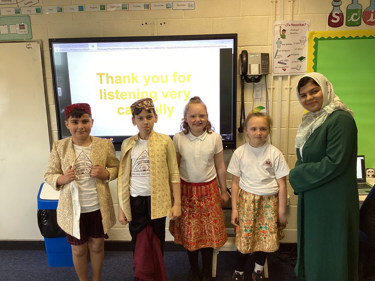 MrAtkinsonMLP's tweet photo. Thank you to our lovely visitor this afternoon who came to share her knowledge of her fascinating religion. @MabLanePri https://t.co/Ru8I0vGZO5