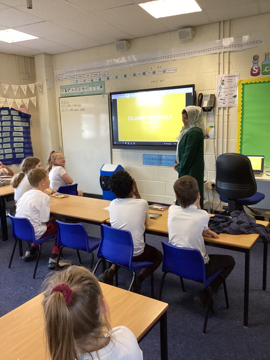 MrAtkinsonMLP's tweet photo. Thank you to our lovely visitor this afternoon who came to share her knowledge of her fascinating religion. @MabLanePri https://t.co/Ru8I0vGZO5