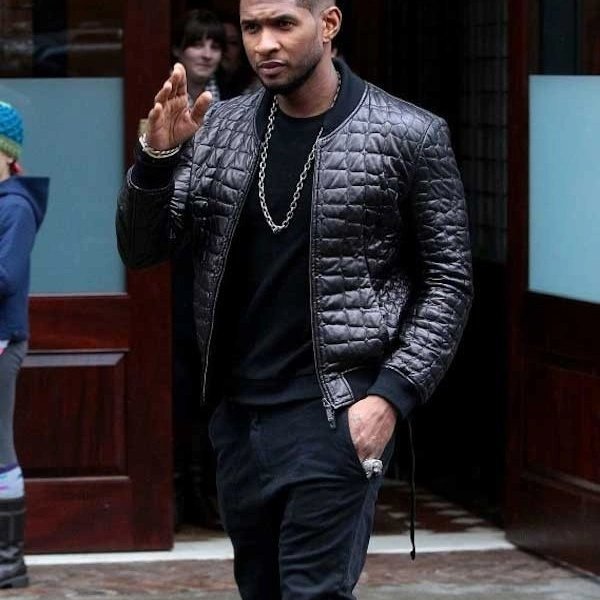 THBstreetwear's tweet photo. Cop a bomber jacket for the cool evenings from Diamond Supply or Daniel Patrick.
📸Usher
🔍https://t.co/XVlIv6i5eV
🔍https://t.co/UC3J857kfF
#streetwear #streetstyle #streetfashion #mensfashion #menswear #apparel #street #diamondsupplyco #danielpatrick https://t.co/jmJeT1y6Go