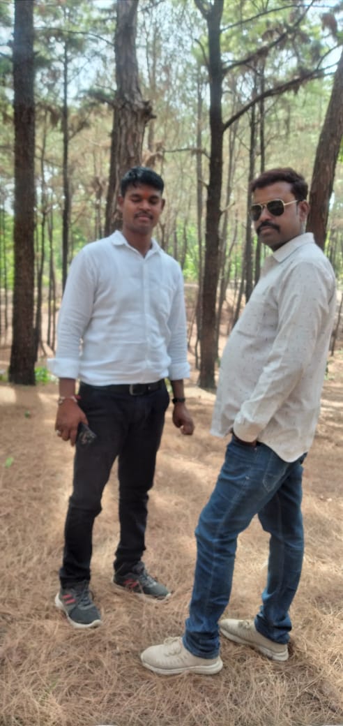 RBaithe's tweet photo. ��ज!
#तामिया के सुंदर वन में दोस्तों संग कुछ आनन्द के पल।

#तामिया_पातालकोट @SakomSr https://t.co/b9cuDjz2m3