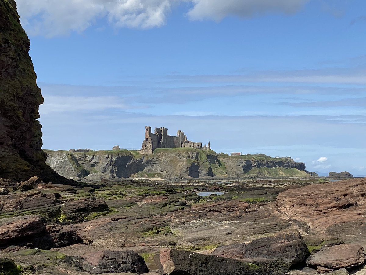 CMcMillan88's tweet photo. Lovely weekend on the east coast to start my holidays โบ๏ธโ๏ธ #scotlandinspring #Scotland https://t.co/9DhnRIxUWt