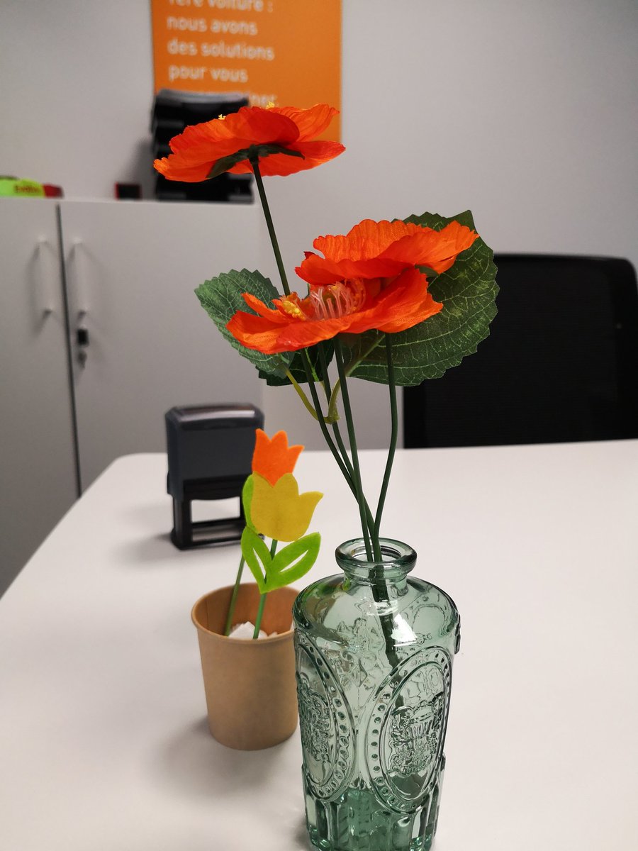 Pour faire venir le soleil de printemps 🌞 (et ça a marché ! 😊) notre caisse de Talence s'est parée de fleurs ces dernières semaines🌷🌼🌸 <a href="/334Cmso/">Secteur 334 CMSO</a>