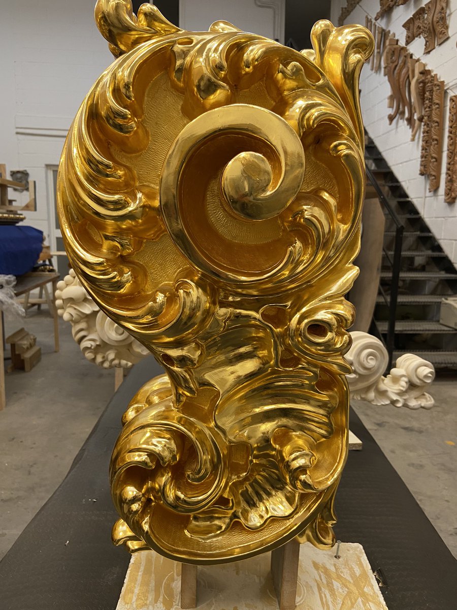 Alberto_Ber_Tru's tweet photo. Dorado de las cabezas de varal del trono del Santísimo Cristo de la Buena Muerte y Ánimas, titular de la @cofradiamena, estrenadas el pasado Jueves Santo. 

#cofradiasmlg #malaga #tallerberdugotrujillo https://t.co/5v51xORhpp