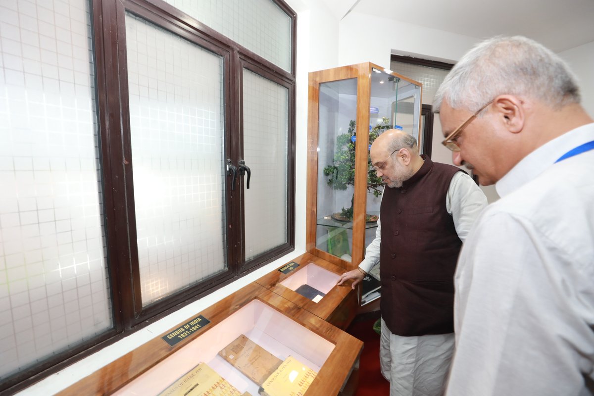 AmitShah's tweet photo. अमिनगांव (असम) में 31 करोड़ की लागत से नवनिर्मित जनगणना भवन का उद्घाटन किया।

असम में जनगणना भवन के बनने से पूरे नॉर्थईस्ट की जनगणना और महत्वपूर्ण डेटा के गुणवत्तापूर्ण आकलन में सहायता मिलेगी।

साथ ही भाषा एटलस का विमोचन और जनगणना कार्यालय की नई वेबसाइट का शुभारम्भ भी किया। https://t.co/eP1niRAJq7