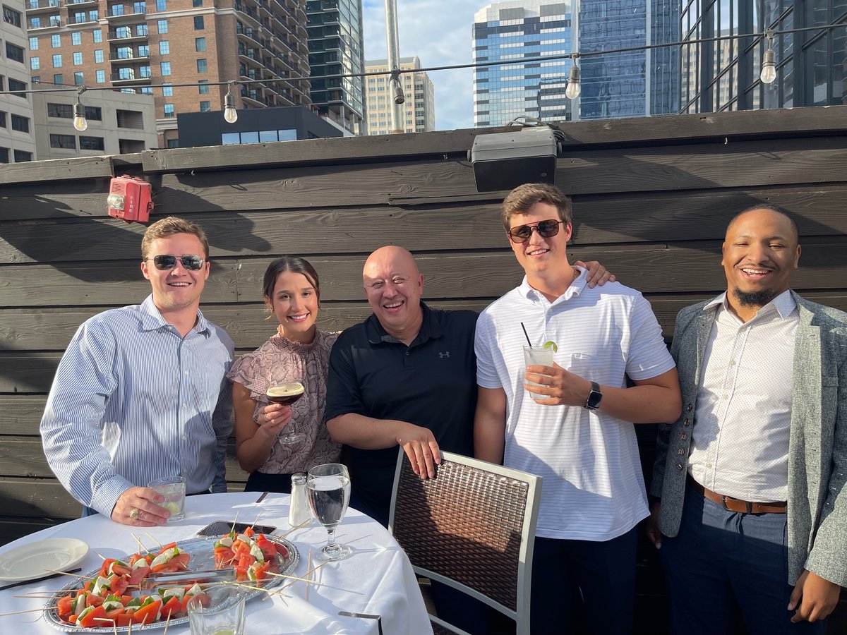 ExpelSecurity's tweet photo. With #InnoTechATX (@InnoTech_ @TheHTGroup) in the rearview, we're still feeling #MondayMotivation from connecting with #infosec leaders like @AliasInfosec @BlackLakeSec @PaloAltoNtwks & @code_armor!
Learn more about how we can make #secops great together: https://t.co/zkuOiYzscW https://t.co/gXxOVpB0Kt