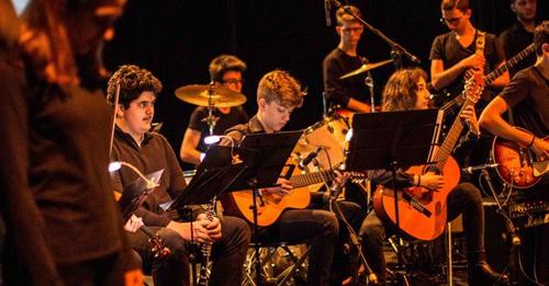 Funder35 tweet media