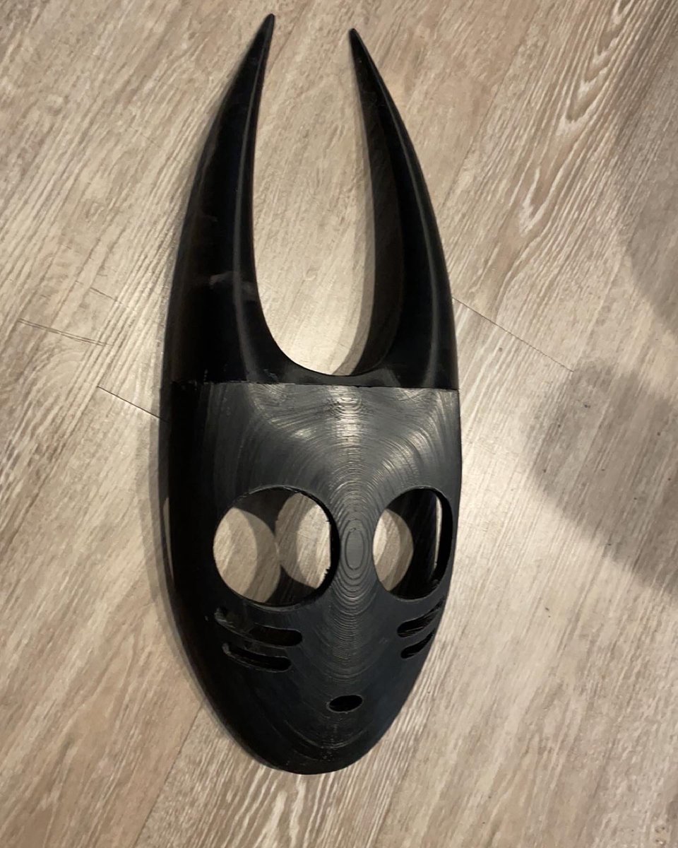 creativemechncs's tweet photo. DJ mask commission!
Behind the scenes and construction
.
#bionicle #hollowknight #mask #djmask #dj #3dprinting #cosplay #propmaking #propmaker #esensandersart #creativemechanics https://t.co/mxizmvT7IO