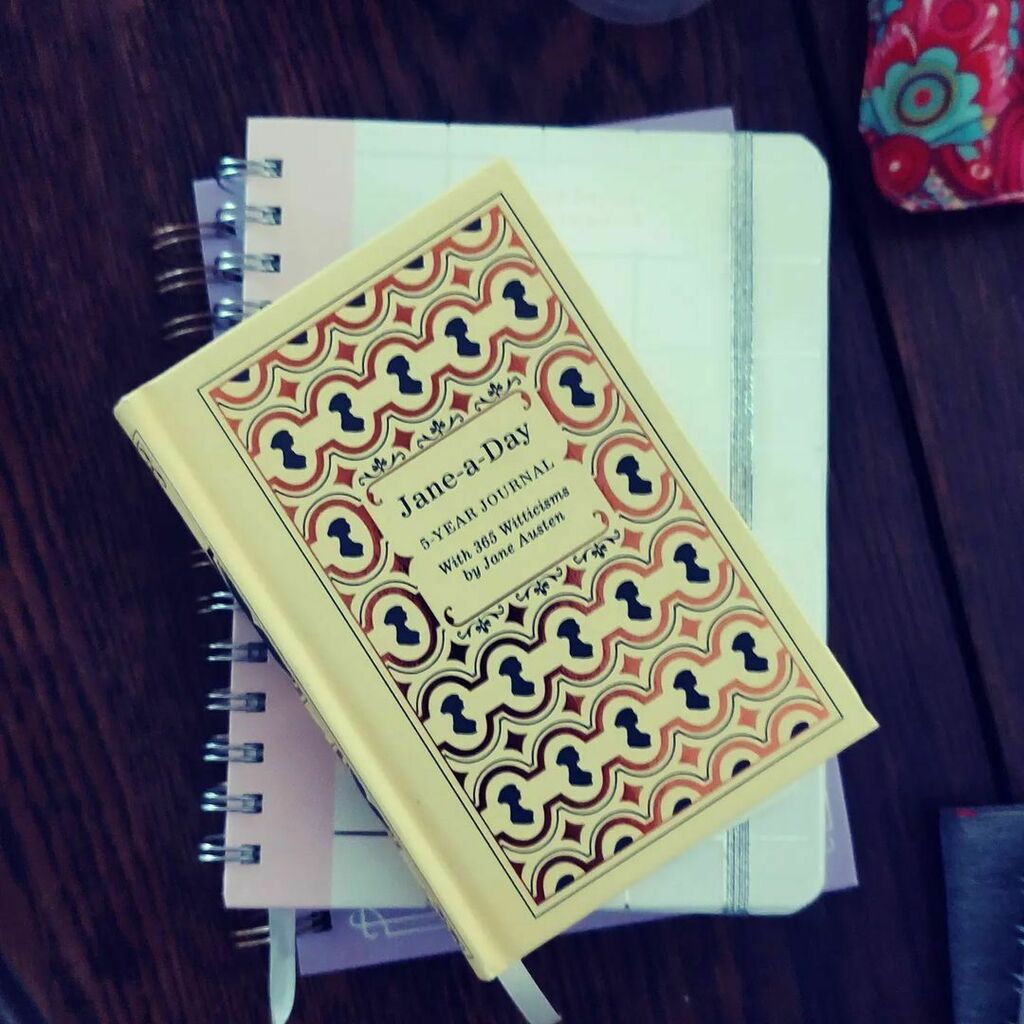 ellie_ffe's tweet photo. Day 1: “Happiness must preclude false indulgence” - Emma
#5yearjournal #fiveyearjournal #janeausten #janeaday #janeadayjournal #janeaday5yearjournal #journaling
https://t.co/X9iiE5Tu65 https://t.co/vCDgJdNOyp
